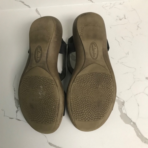 Clarks Women’s Sandals Black US 6 - Picture 3 of 7